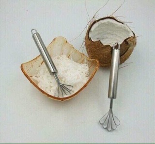 Dụng cụ đánh vẩy cá và nạo dừa