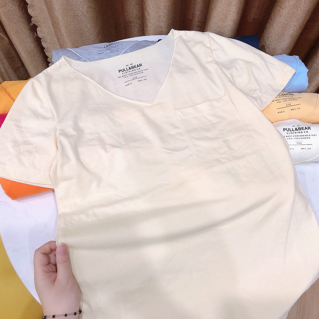 [Mã 11FASHIONSALE1 giảm 10k đơn 50k] Áo thun cổ tim túi nữ trơn nhiều màu chất vải đẹp mịn form vừa đẹp | BigBuy360 - bigbuy360.vn