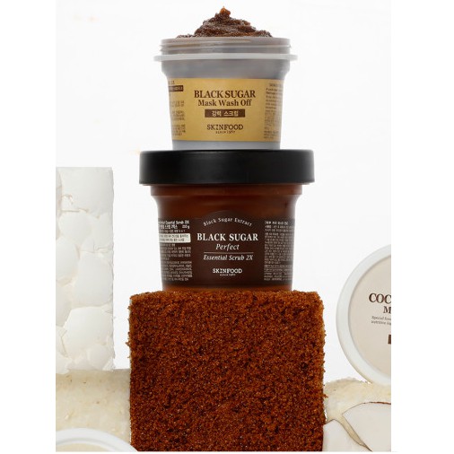 Mặt nạ tẩy tế bào chết SKINFOOD BLACK SUGAR PERFECT ESSENTIAL SCRUB 2X