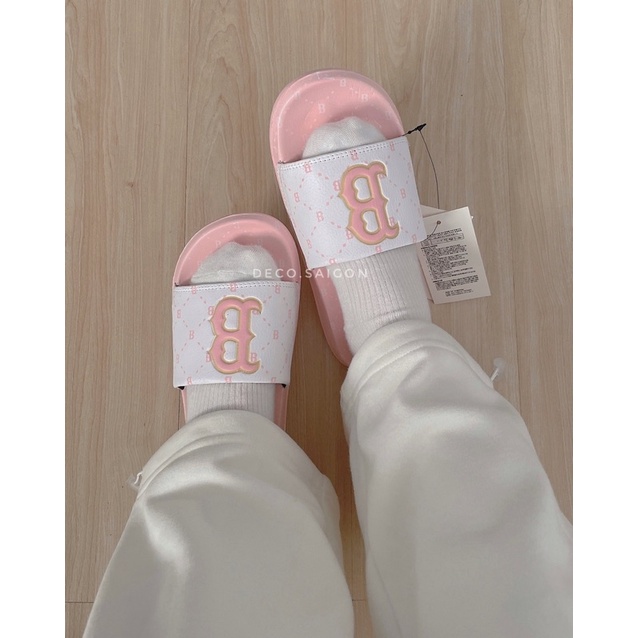 DÉP QUAI NGANG M.L.B B PRINT PINK PASTEL (TẶNG KÈM HỘP / HỖ TRỢ ĐỔI SIZE)