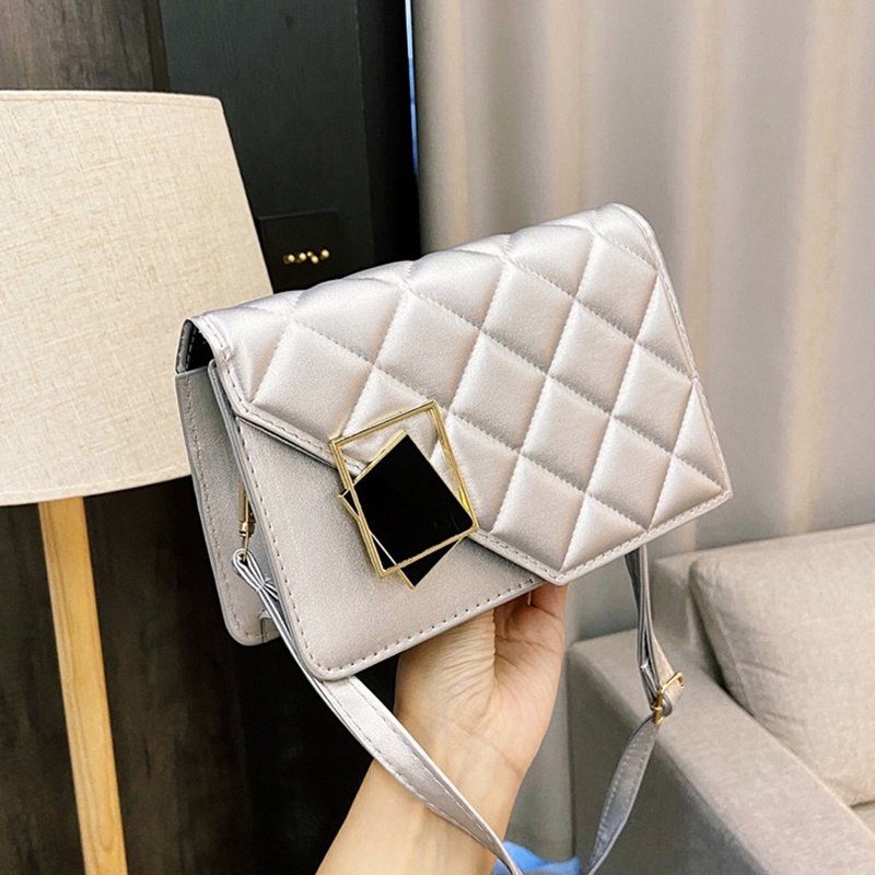 Ielgy Túi Xách Hình Thoi Phong Cách Phương Tây Với Trang Trí Kim Loại Đơn Giản