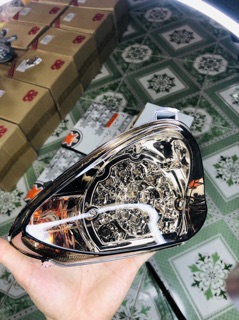 Đuôi đèn hậu Nakasone Ex4s