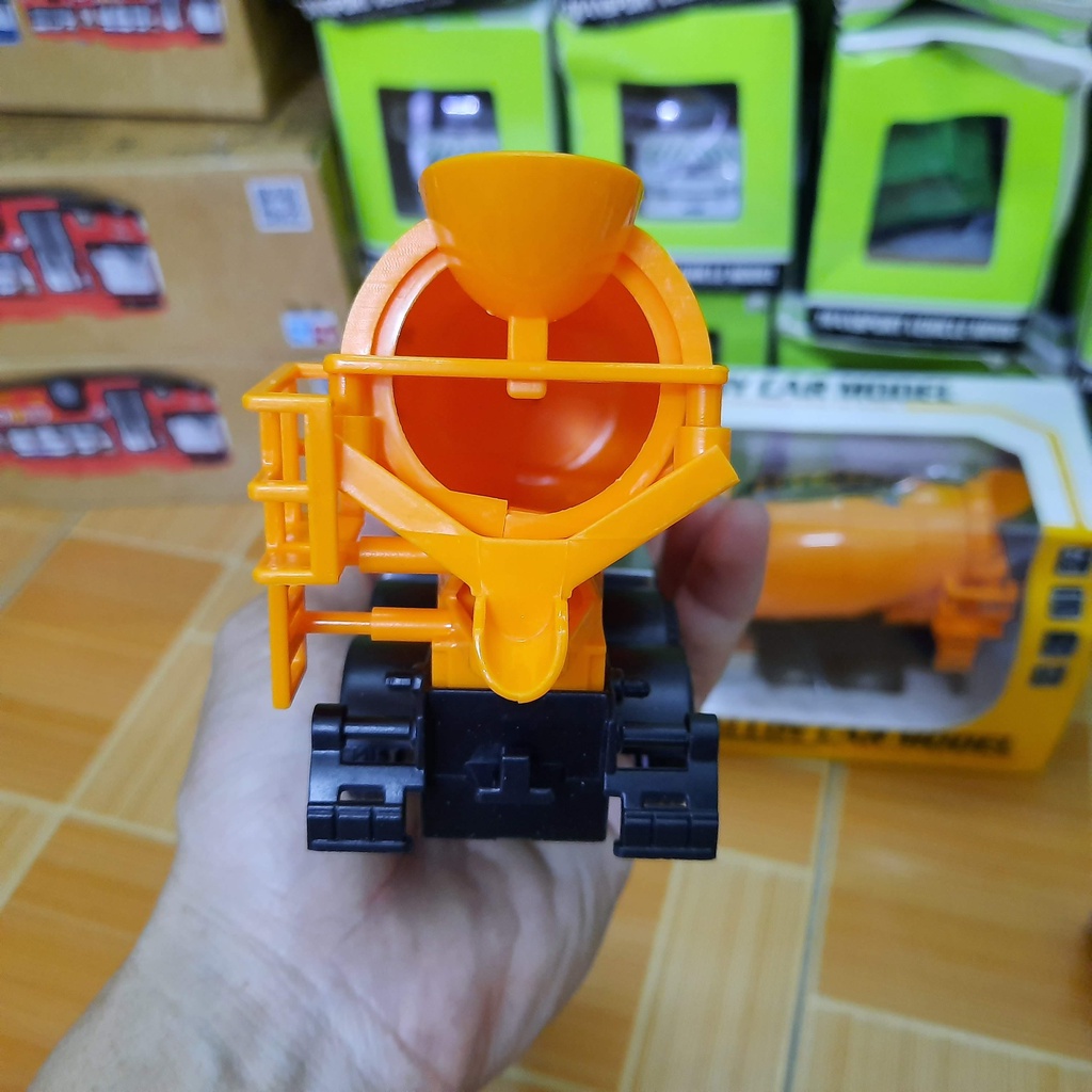 Mô hình xe trộn bê tông đồ chơi trẻ em tỉ lệ 1:38 đầu xe bằng kim loại