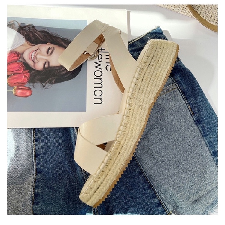 Giày sandals cói nữ phong cách Hàn Quốc