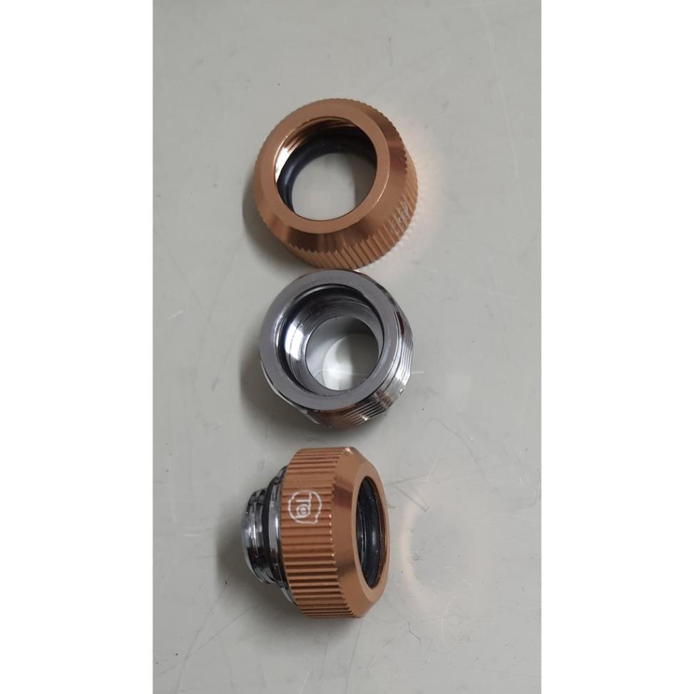 Thanh lý Fitting nối ống tản nhiệt nước Touchaqua 2 zoong