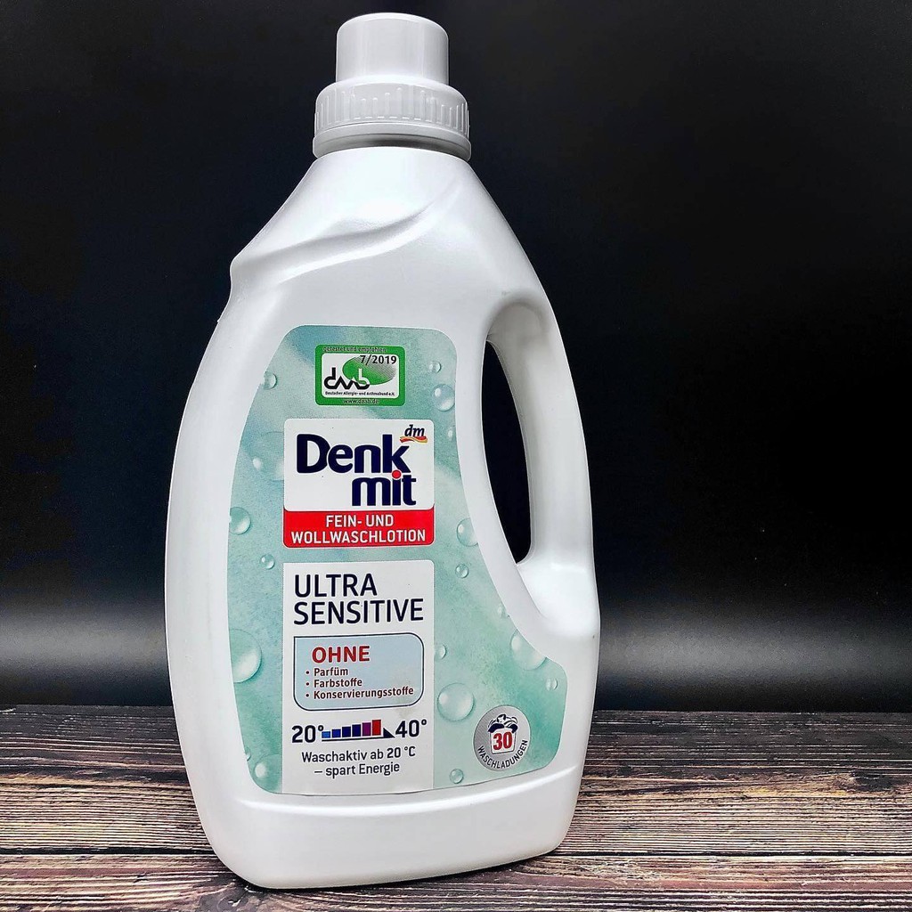 Nước giặt DENKMIT Ultra Sensitive 1,5L dành cho vải nhạy cảm như len, lụa - nhập khẩu từ Đức