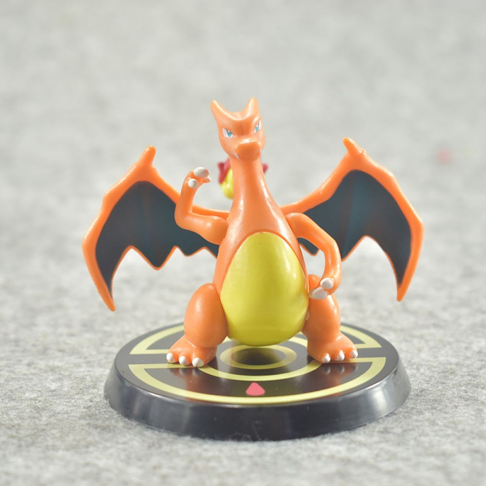 Set 6 mô hình nhân vật Charizard trong Pokemon