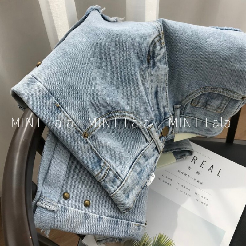 Quần Short Jean Nữ Rách Nhẹ Cạp Cao Màu Xanh Bạc