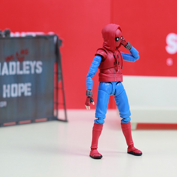 Mô hình Spider Man Homemade Suit Shf Homecoming