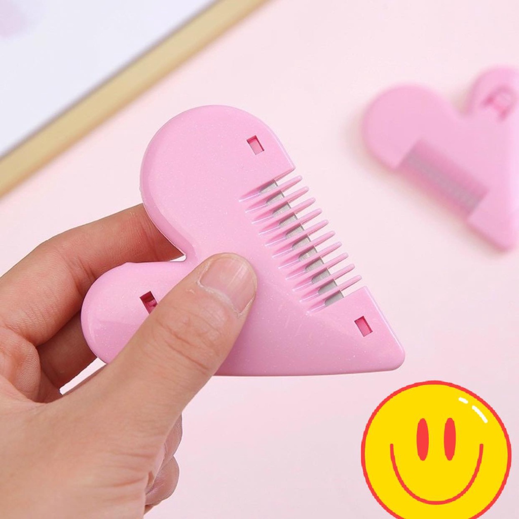 DỤNG CỤ TỈA TÓC AN TOÀN CHO BÉ HÌNH TRÁI TIM HỒNG