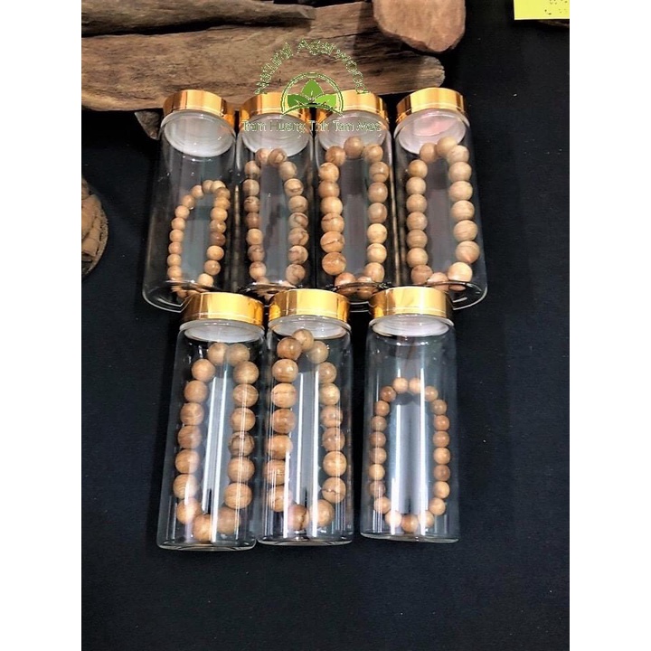 Hũ thủy tinh đựng vòng trầm hương , đông trùng hạ thảo, saffron