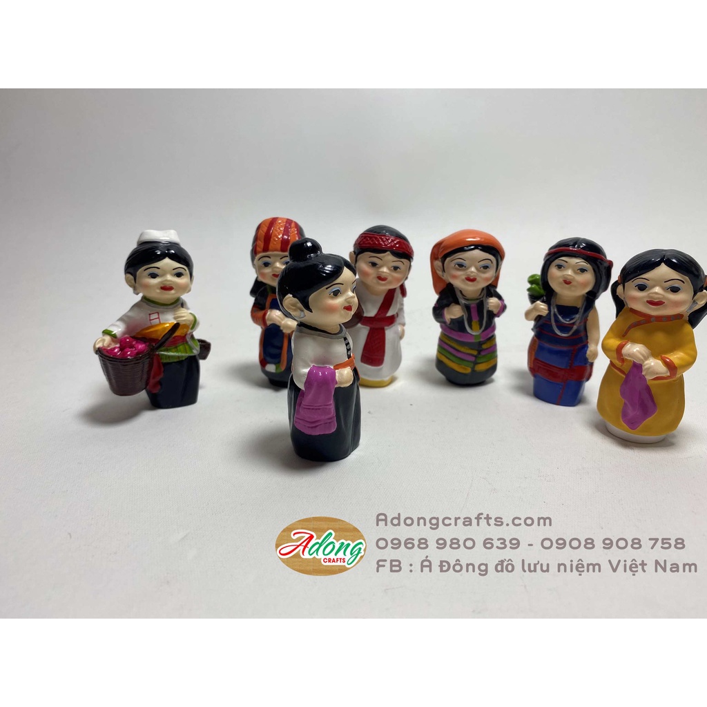 Bộ tượng 7 cô gái dân tộc Việt Nam khác nhau - mỗi  cô cao 7 cm. Quà lưu niệm trưng bày trang trí đặc sắc