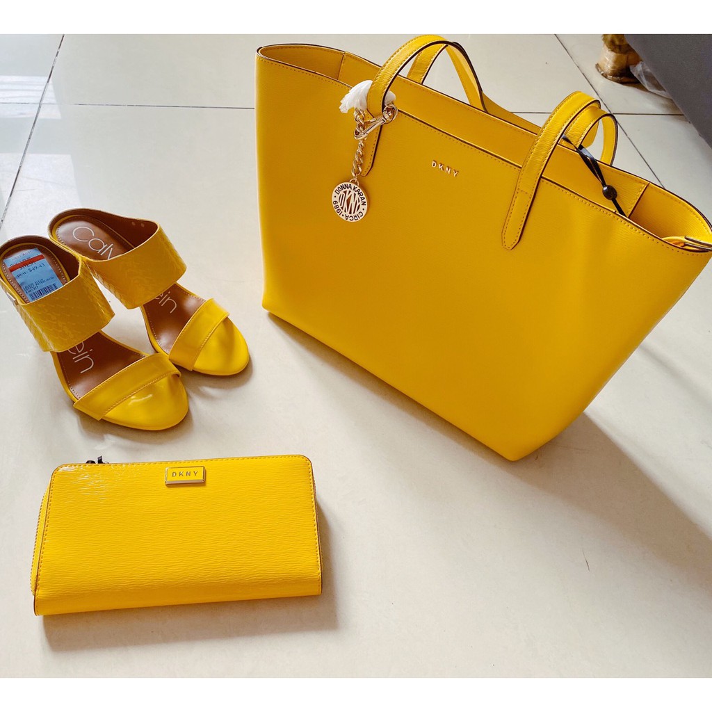 Túi Tote - Ví DKNY Set màu Vàng hàng nhập trực tiếp từ US