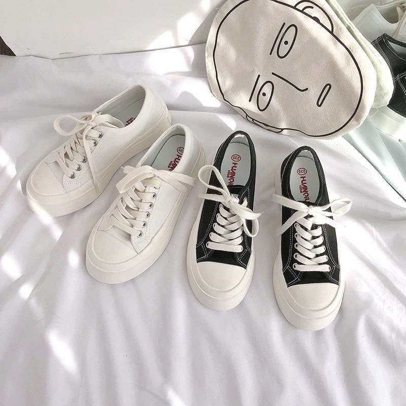 Giày Thể Thao Nam Nữ Basic Đen Trắng Đế Bánh Mì Giày Thể Thao Nữ Ulzzang  BM10 -Molita