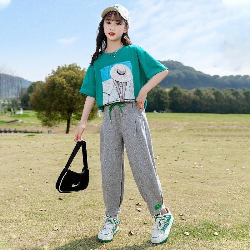 Bộ Quần Áo Thời Trang Năng Động Cho Bé