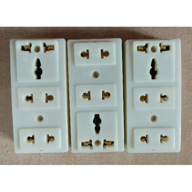 Ổ cắm 3 ngả đa năng, Ổ cắm điện đa năng 3 lỗ cắm được phích 2 chấu/3 chấu