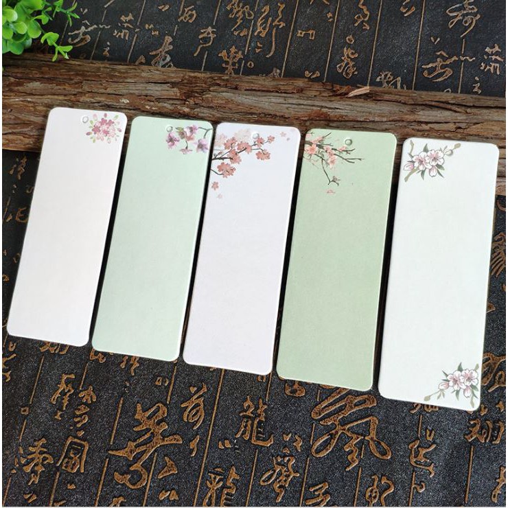 Chiếc Đánh Dấu Sách Kèm Dây Tua Rua Cổ Trang Xinh Xẻo-Bookmark Cổ Trang