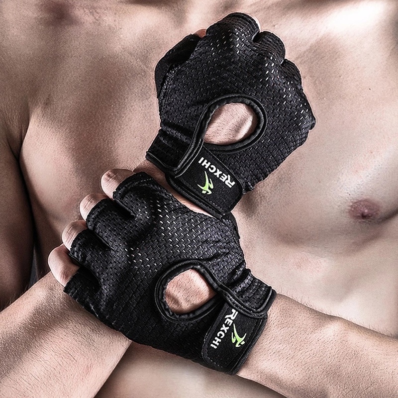[COD&amp;Ready] Non slip and breathable fingerless gloves for sports training