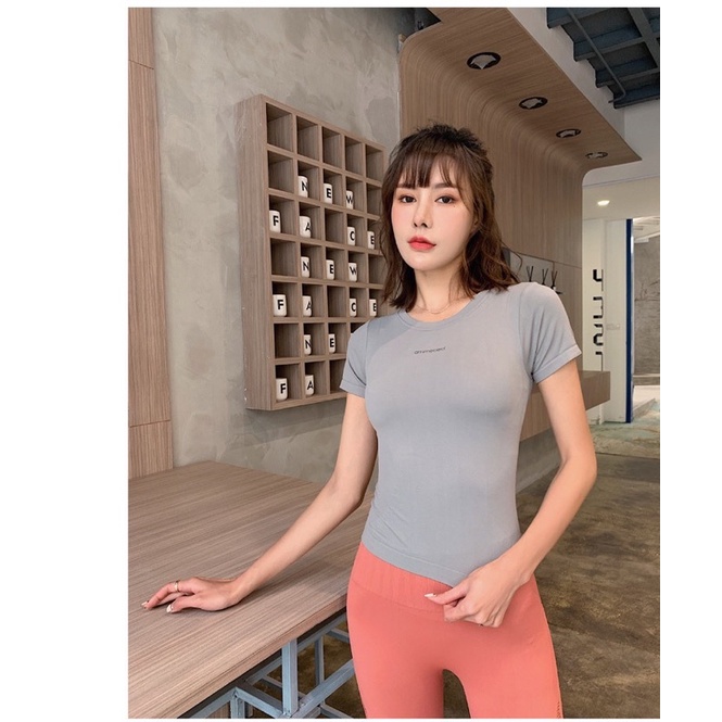 Áo thun thể thao amimeaed