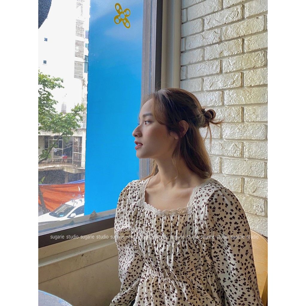Áo tay dài cổ vuông hoạ tiết hoa nhí vintage SUGARIE