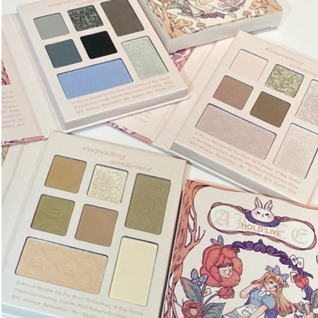 Bảng Phấn Mắt Má Hồng Hold Live Alice In Wonderland
