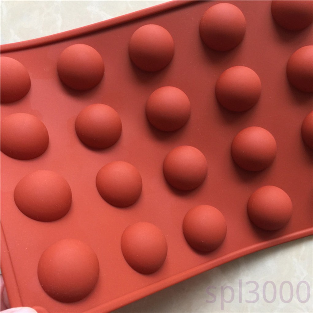 Khuôn Làm Bánh Hình Bán Nguyệt 24 Ngăn Bằng Silicon