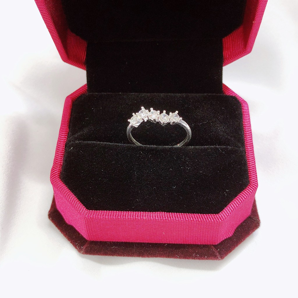 Nhẫn nữ giá rẻ khắc chữ love chất liệu bạc ta N77
