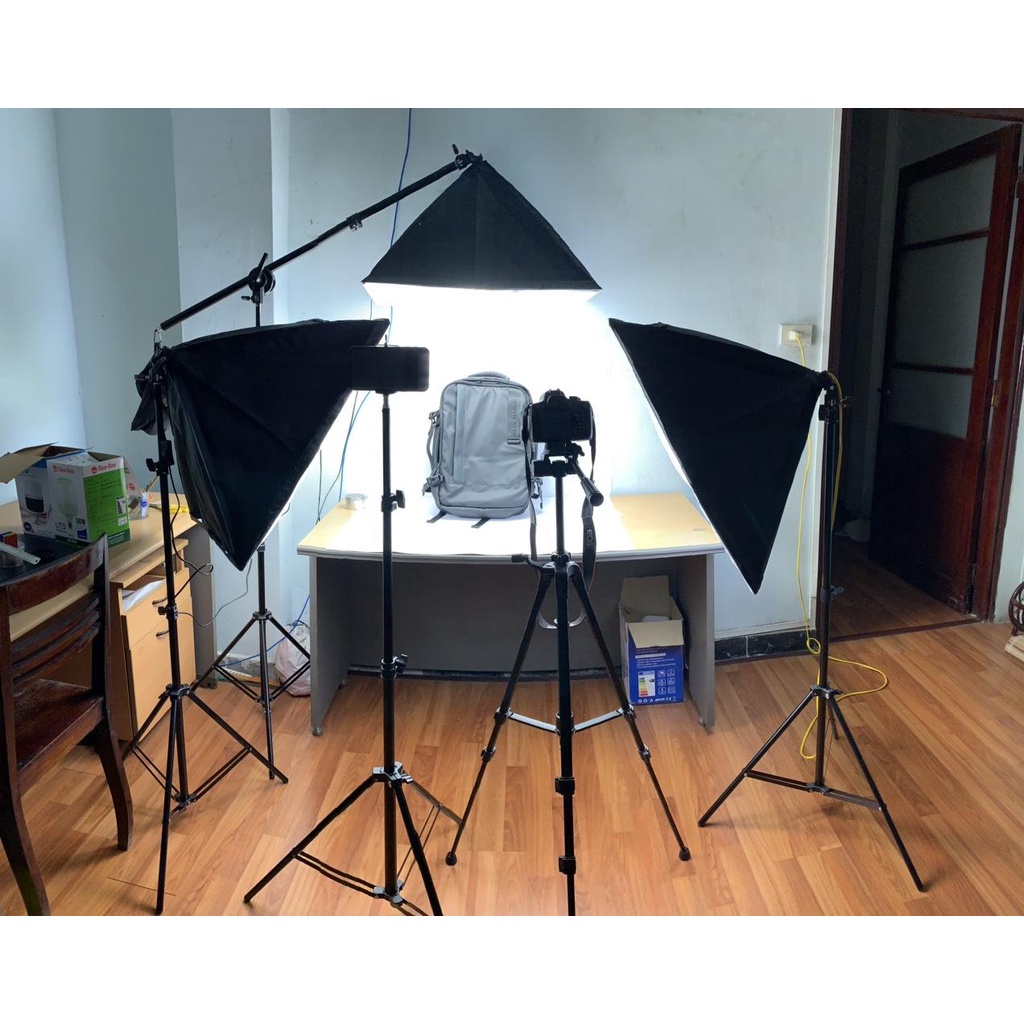 GIAO HỎA TỐC KV HỒ CHÍ MINH - Đèn studio dùng cho chụp ảnh quay phim chuyên nghiệp cao 2m softbox 50x70cm