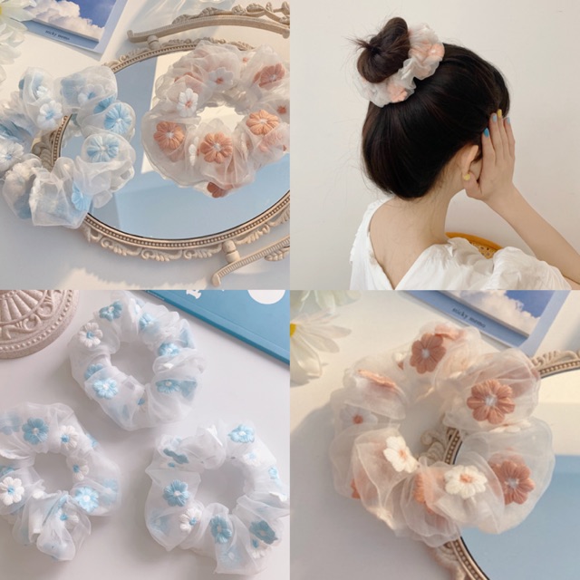 Cột tóc srunchies hoa thêu nổi