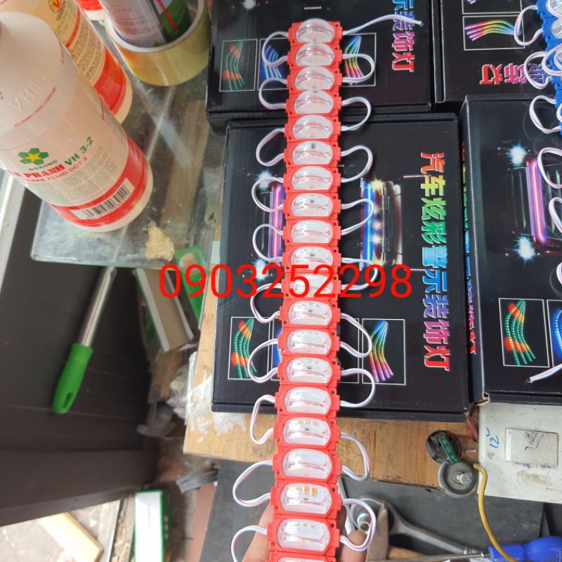 vỉ 20 đèn led hắt trang trí ga lăng, sườn xe các màu có thể cắt dời từng mắt 12v 24v  loại mắt trâu , các màu hót