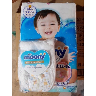 Combo 50 miếng Tã quần Moony size L (cho bé từ 9-14kg)