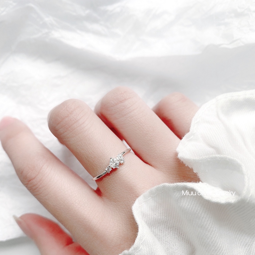 Nhẫn bạc nữ Miuu Silver cong đính đá K - Jade Ring