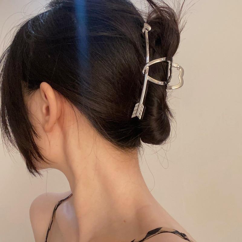 Kẹp Tóc Kim Loại Hình Mũi Tên Xuyên Qua Trái Tim Tình Yêu Phong Cách hip-hop Hàn Quốc Đơn Giản