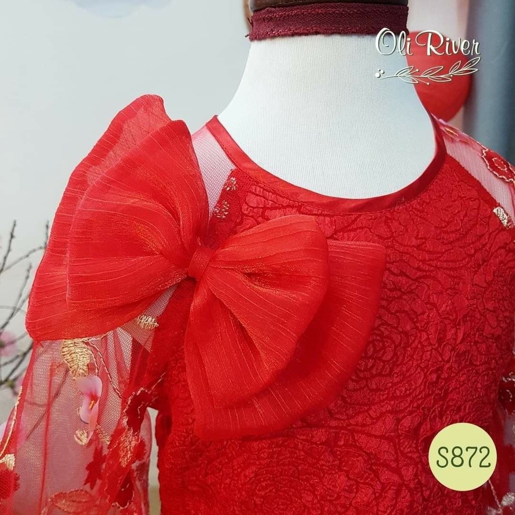 Áo dài cách tân bé gái siêu xinh trên nền vải xốp 3D sang chảnh thiết kế điệu đà thêu và gắn hoa nổi