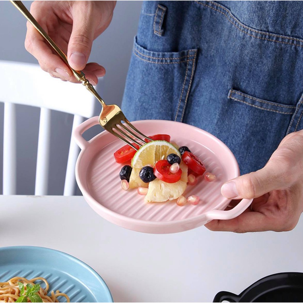 Dĩa gốm sứ kiểu dáng hình chảo có tay cầm