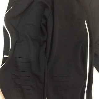 SET ÁO CROPTOP VÀ QUẦN RÁCH