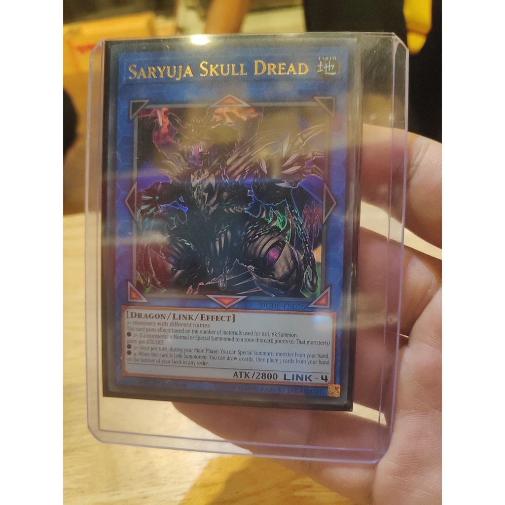 Lá bài thẻ bài Yugioh Saryuja Skull Dread – DUDE – Ultra Rare - Tặng bọc bài nhựa bảo quản