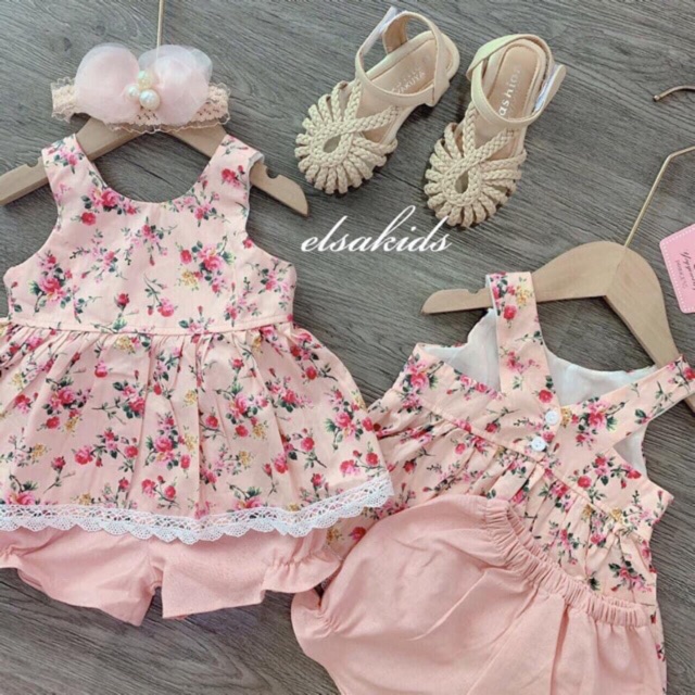 Set hoa cúc cho bé