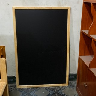Bảng đen viết phấn khung gỗ
