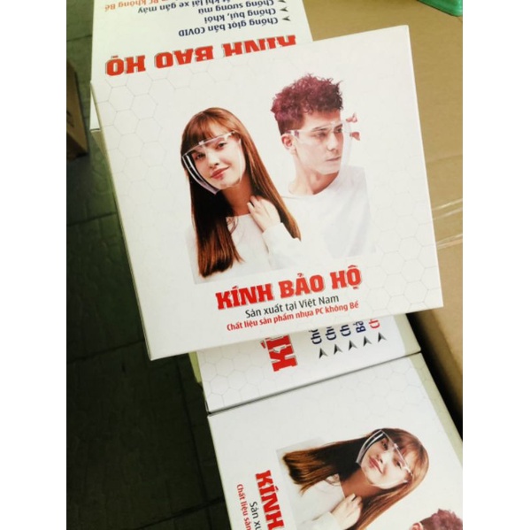 kính chống giọt bắn Việt Nam sản xuất