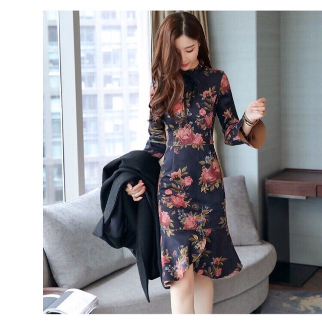 Hàng nhập - Đầm hoa body đuôi cá vải da lộn