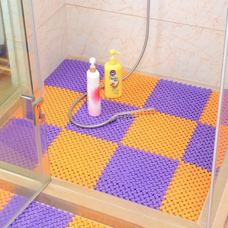 PVN15795 Thảm nhựa lỗ chống trơn trải nhà vệ sinh T8