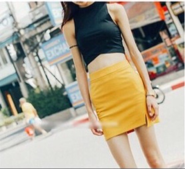 Croptop vạt chéo sát nách by SGGz