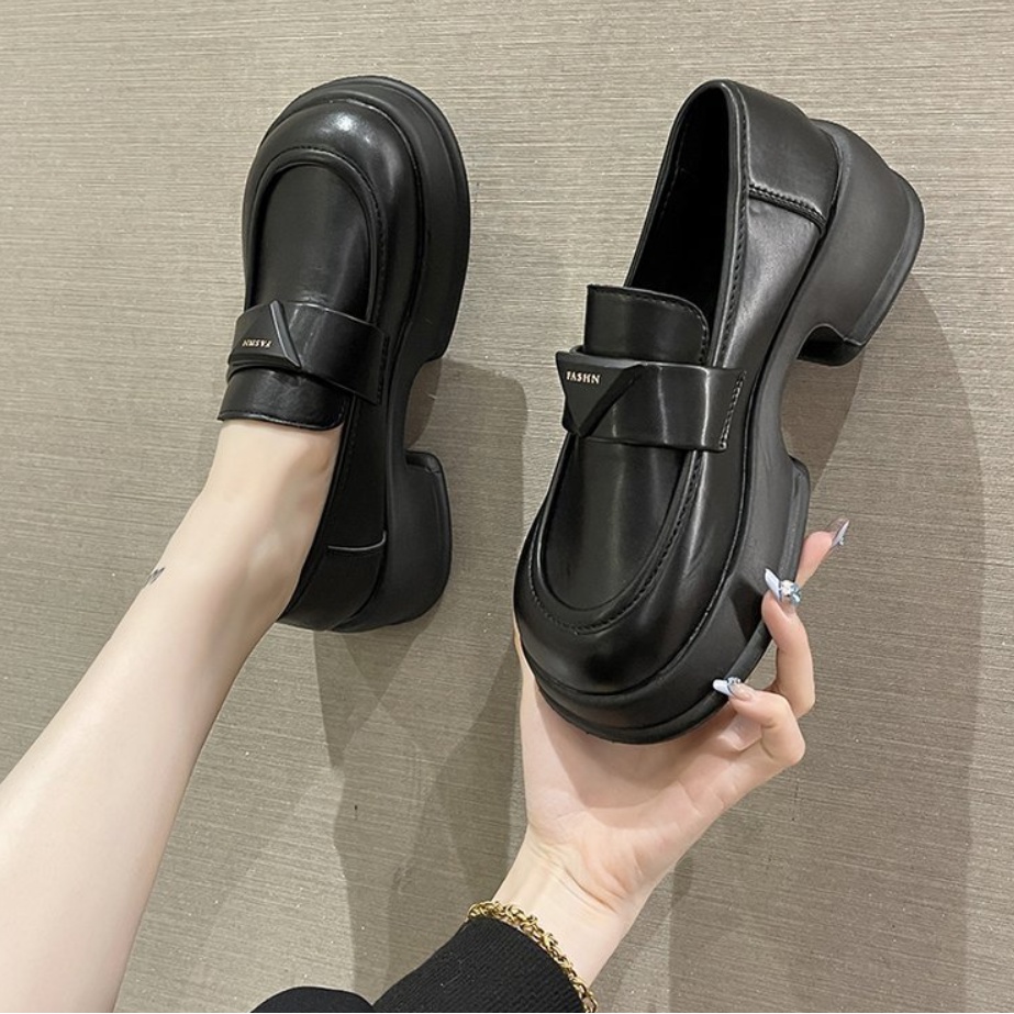 - Giày nữ Oxford phong cách Nhật Bản Đế Cao khóa tam giác trend 2023