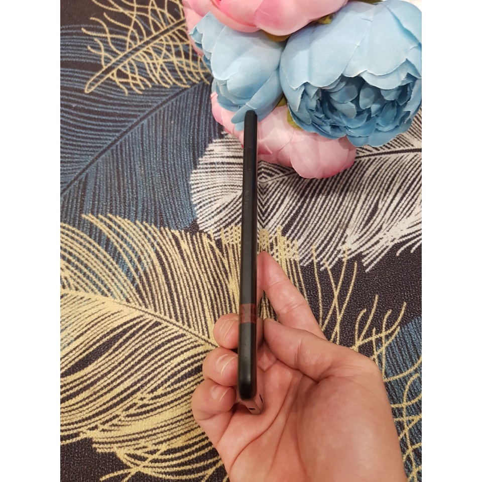 Điện thoại GOOGLE PIXEL 2XL (4/128G) 2 SIM Chip Snapdragon 835 chạy êm ái mươt mà . | BigBuy360 - bigbuy360.vn