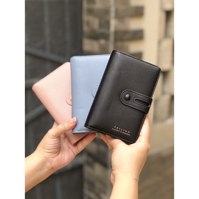 VÍ TALIAN CÀI KHUY NÚT