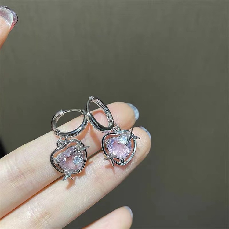 Khuyên Tai Hình Trái Tim Đính Đá Hồng Thời Trang Hàn Quốc Cho Nữ