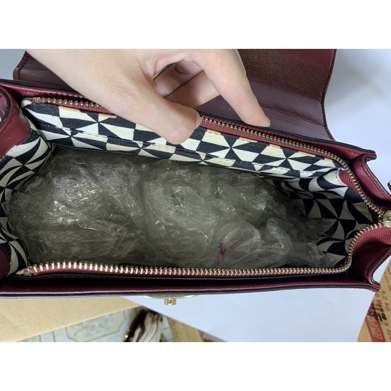 Túi đeo chéo Omto hàng si