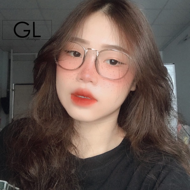 Kính nhựa dẻo form vuông bầu best seller | BigBuy360 - bigbuy360.vn