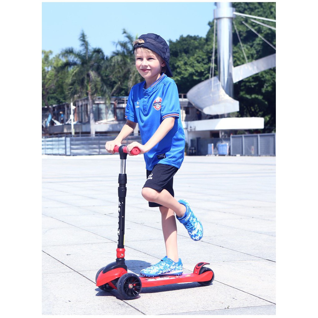 Xe trượt Scooter 3 bánh phát sáng cao cấp – XE TRƯỢT 3 BÁNH – thỏa sức cho con trẻ vui đùa khỏe mạnh